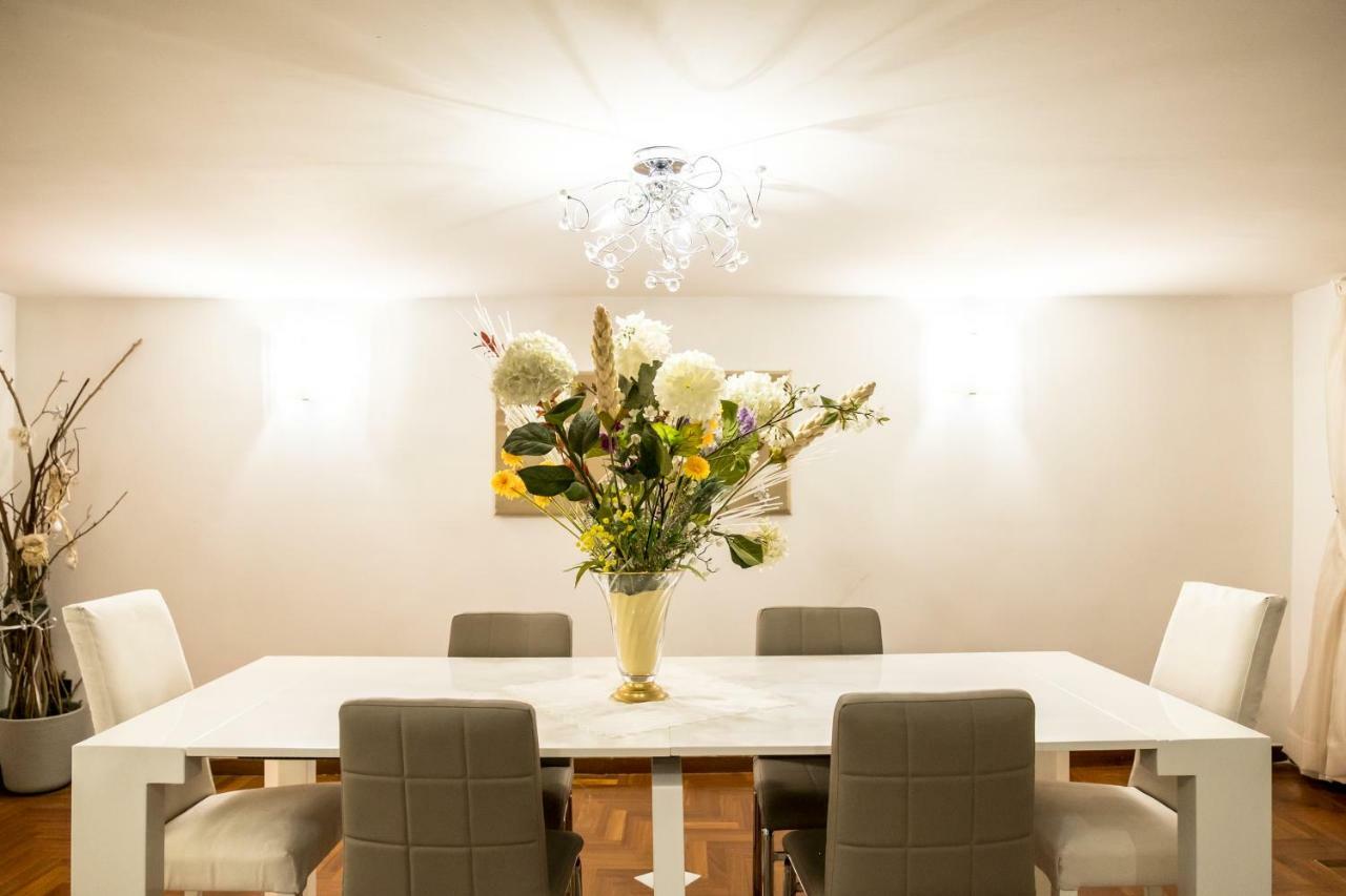 Hotel Il Salotto Di Nonna Cornelia 2 Napoli Esterno foto