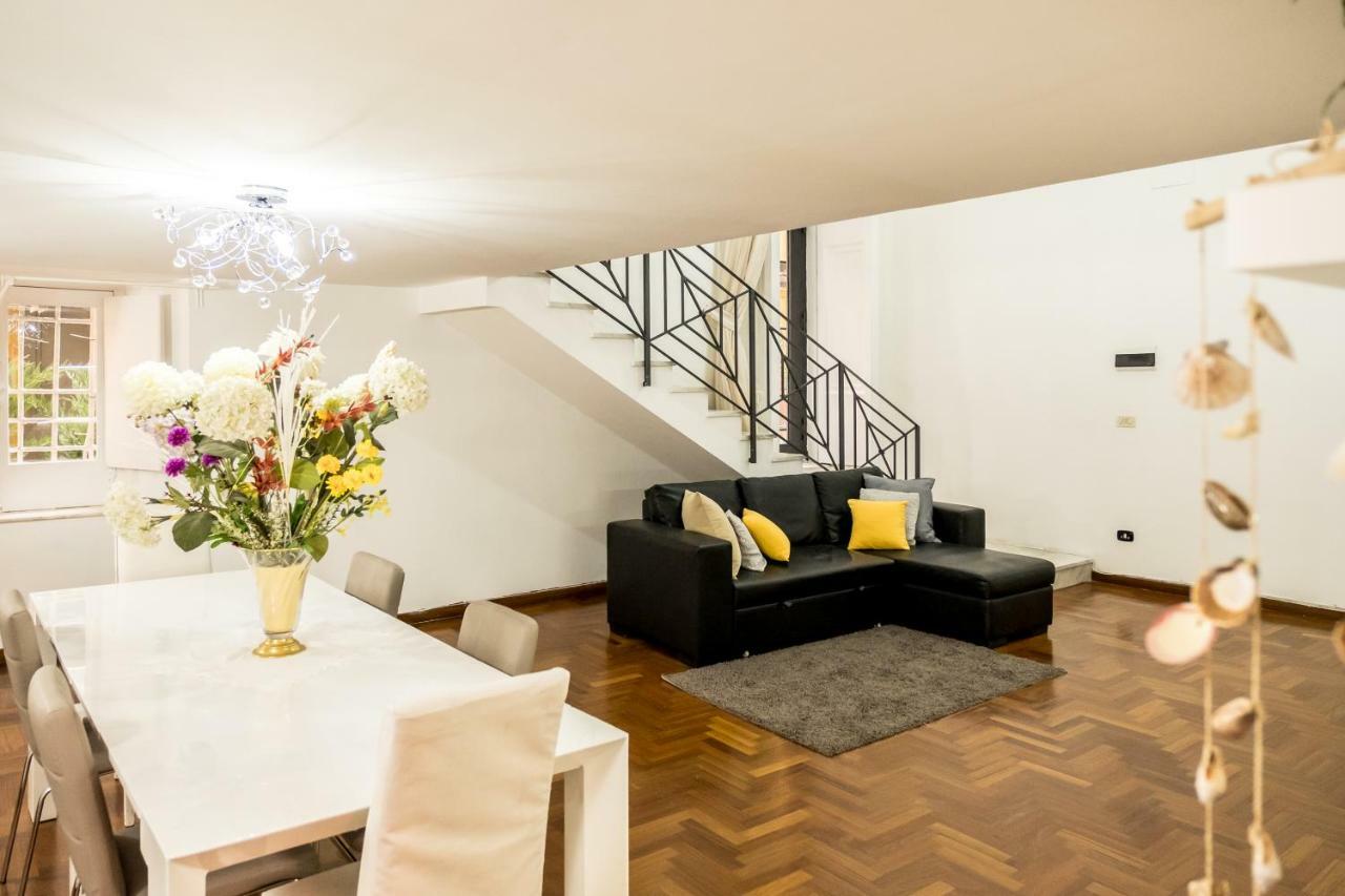 Hotel Il Salotto Di Nonna Cornelia 2 Napoli Esterno foto