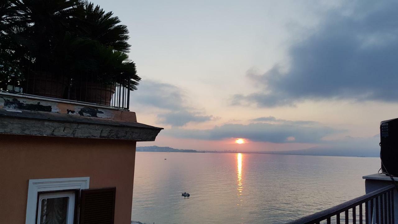 Hotel Il Salotto Di Nonna Cornelia 2 Napoli Esterno foto